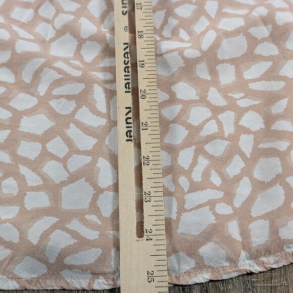 Vineyard Vines Top Womens Medium Beige Print Peasant Long Sleeve Ruffle Trim BOH - Picture 9 of 10